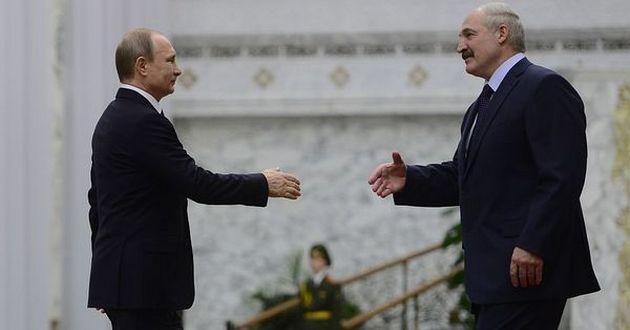 Лукашенко расставил "красные флажки" Москве: что происходит с "новым государством" Беларуси и России