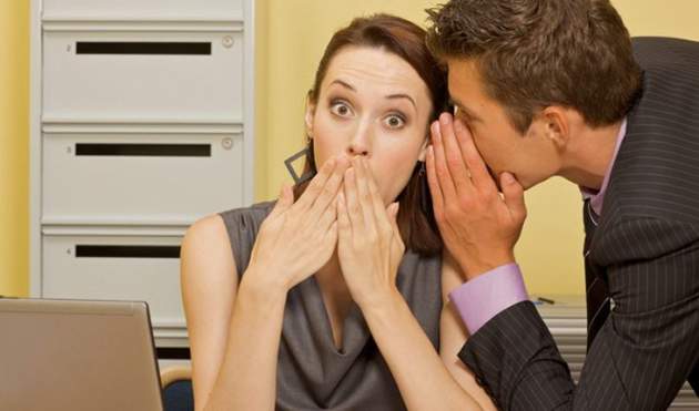 Тайны хранить не умеют: четыре главных сплетницы по знаку Зодиака