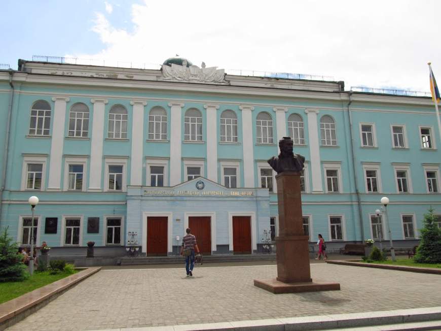 С житомирского университета массово увольняются преподаватели