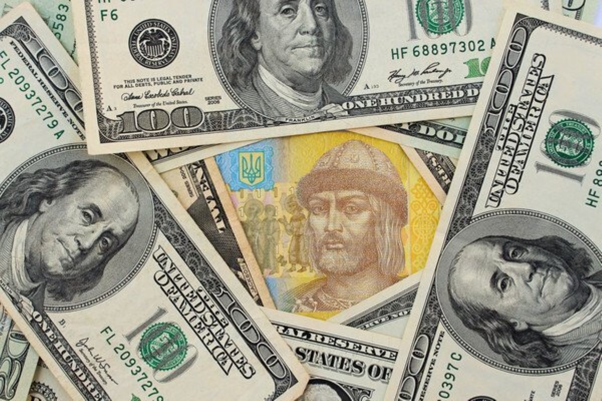 Доллар в Украине развернулся на 180 градусов: что произошло с валютой и как изменится ситуация