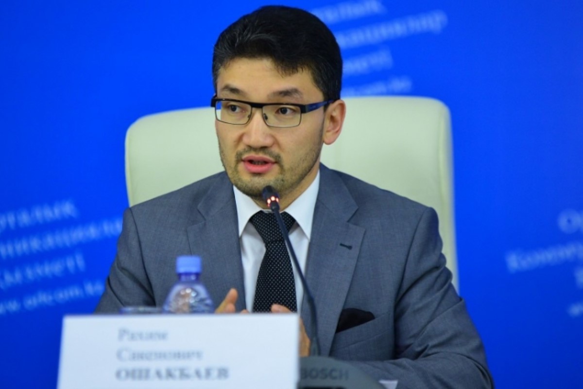 Как Рахим Ошакбаев превратился из заказчика специально раздутого медийного скандала в жертву
