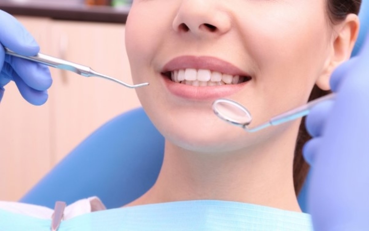 Стоматологи считают этот овощ самым вредным для зубов