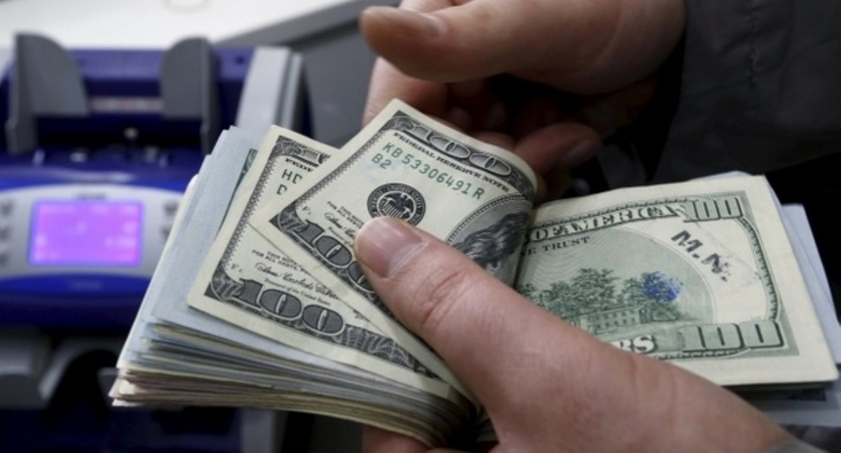 Доллар готовит испытание для гривни: прогноз курса валют на неделю