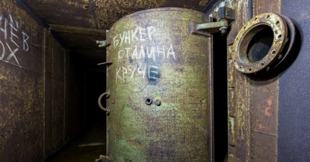 Секретный бункер Горбачева в белорусских лесах:  9 этажей, тонны металла