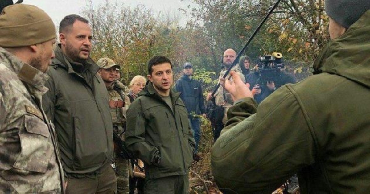 Зеленский прибыл на Донбасс: что происходит  в зоне разведения сил