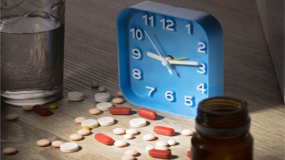 В какое время надо принимать лекарства от давления – ответ врачей