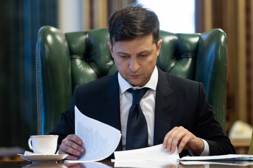 Зеленский подписал план развития Украины на десятилетие