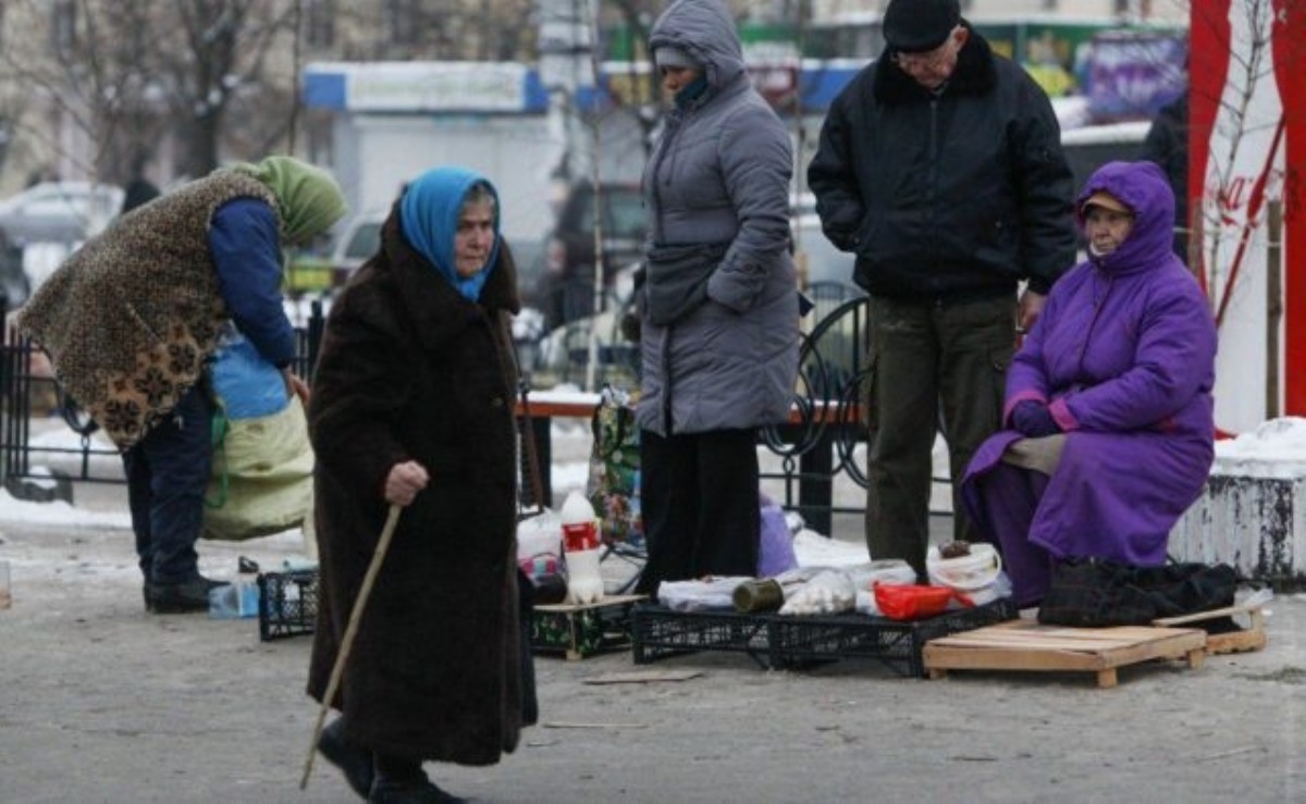 Пенсии в Украине: кто может рассчитывать на надбавки