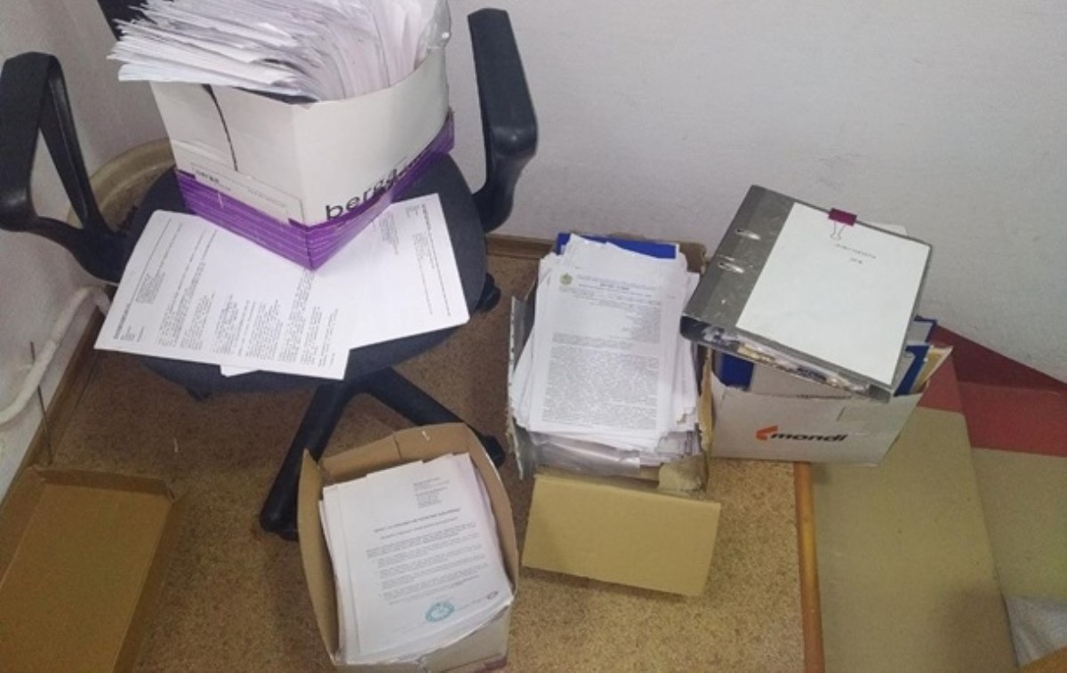 В Минюсте нашли ящики со спрятанными документами. Фото