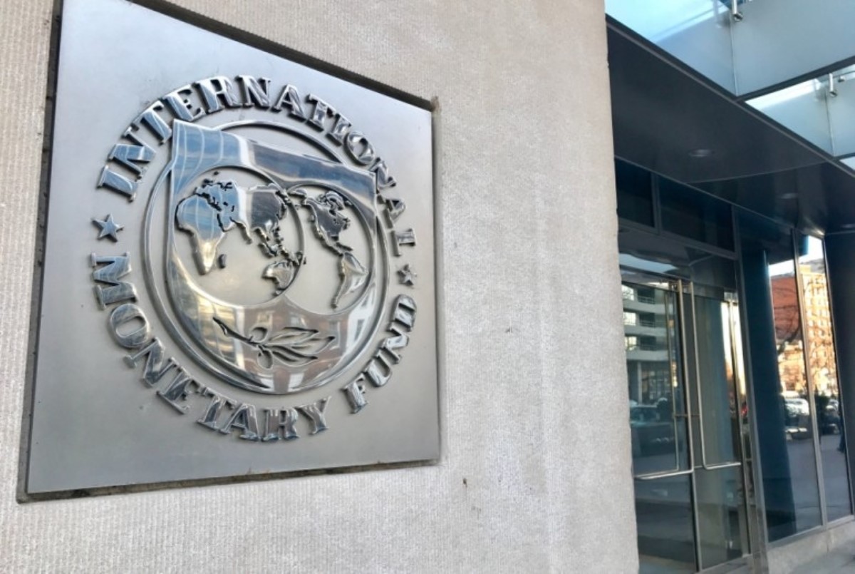 Миссия МВФ отложила поездку в Киев