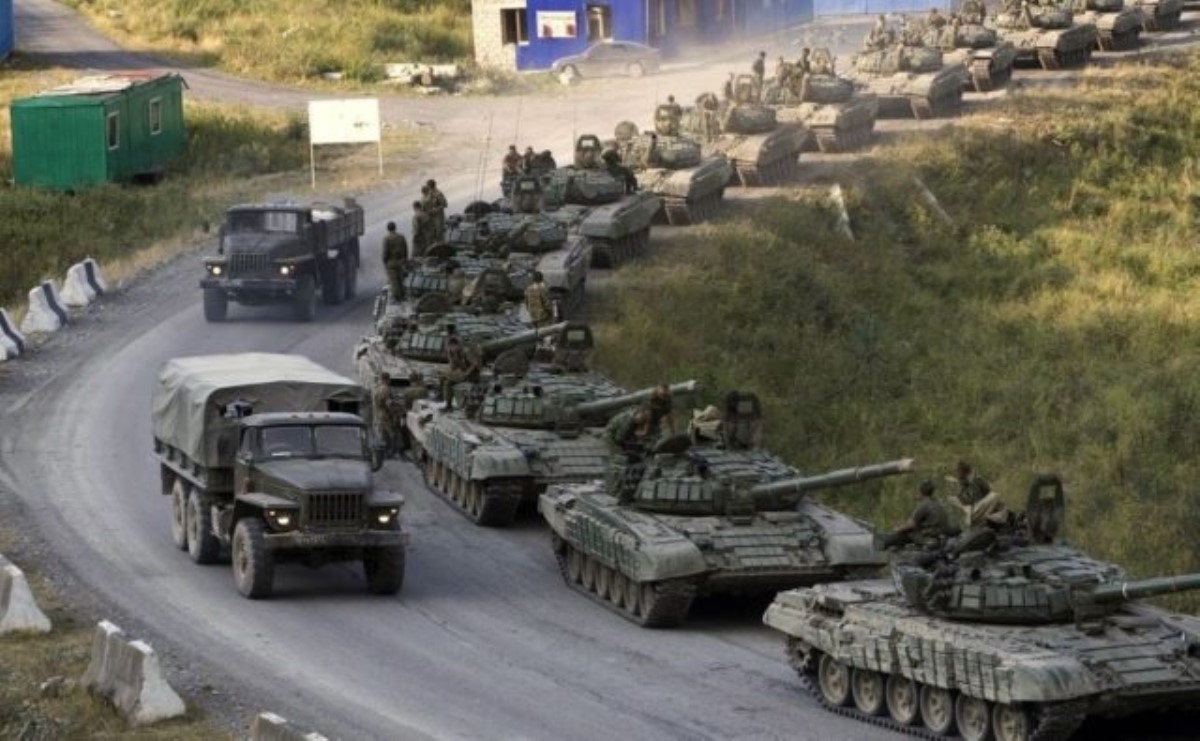 Украинская разведка уверена: Путин стягивает войска, тревожные данные
