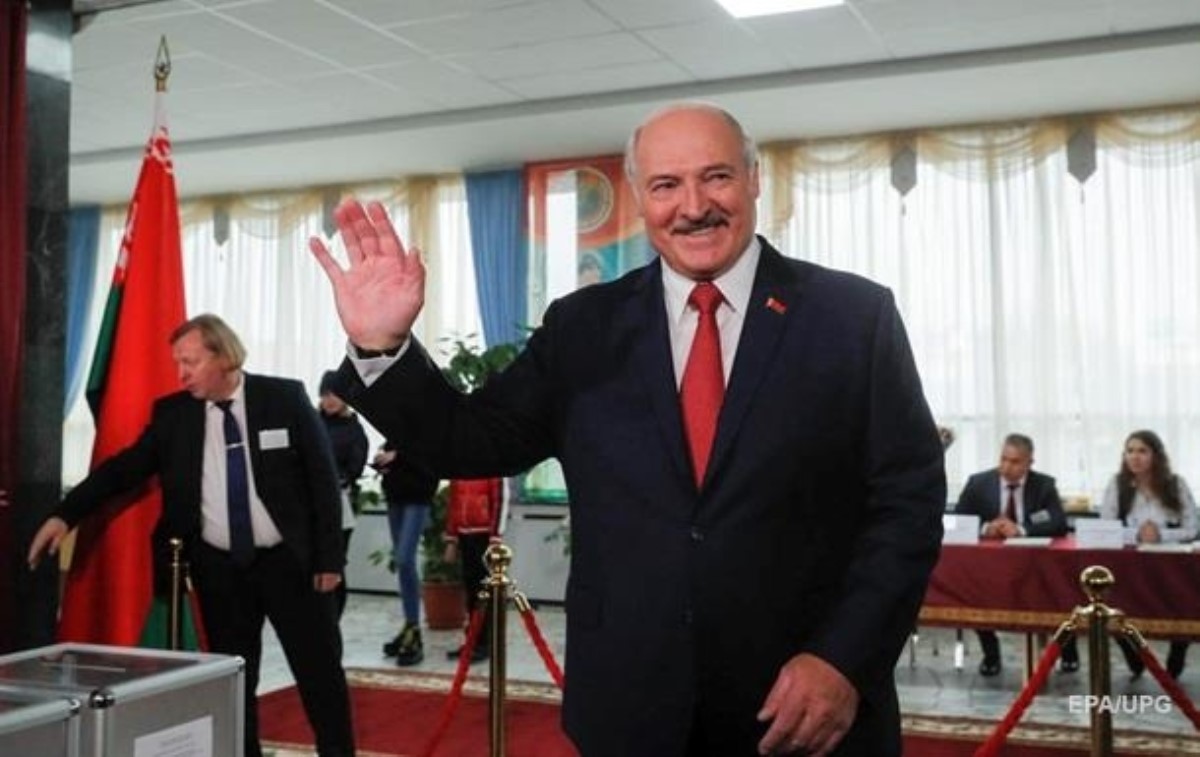 “Если народ попросит”: Лукашенко идет на новый срок