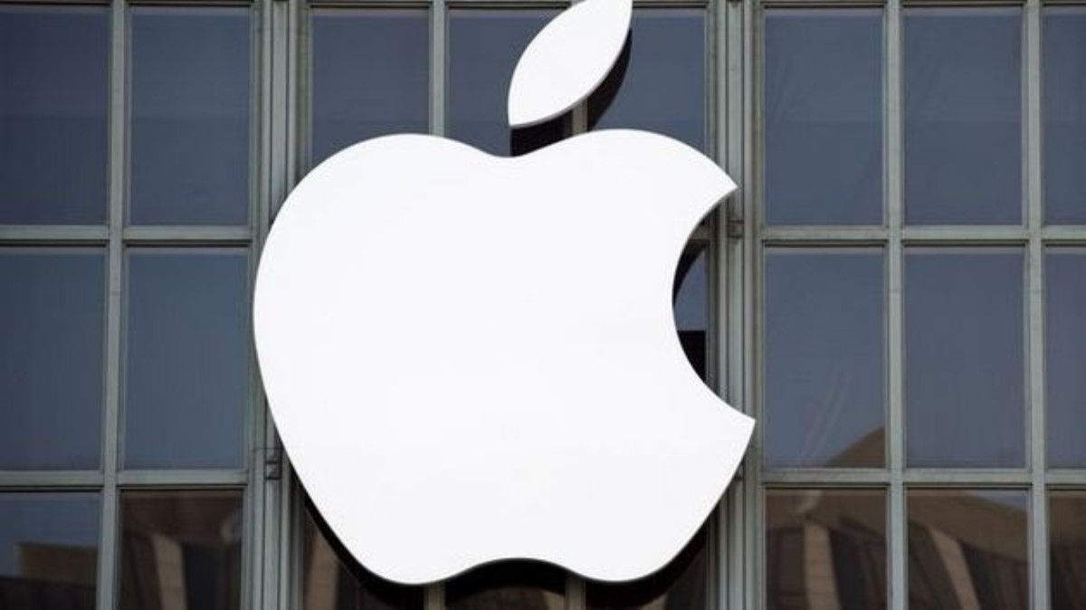 Apple попал в скандал из-за Крыма: Пристайко советует не лезть в политику