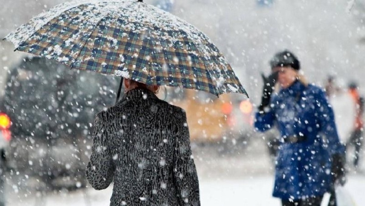 Пойдет снег: синоптики уточнили прогноз на выходные