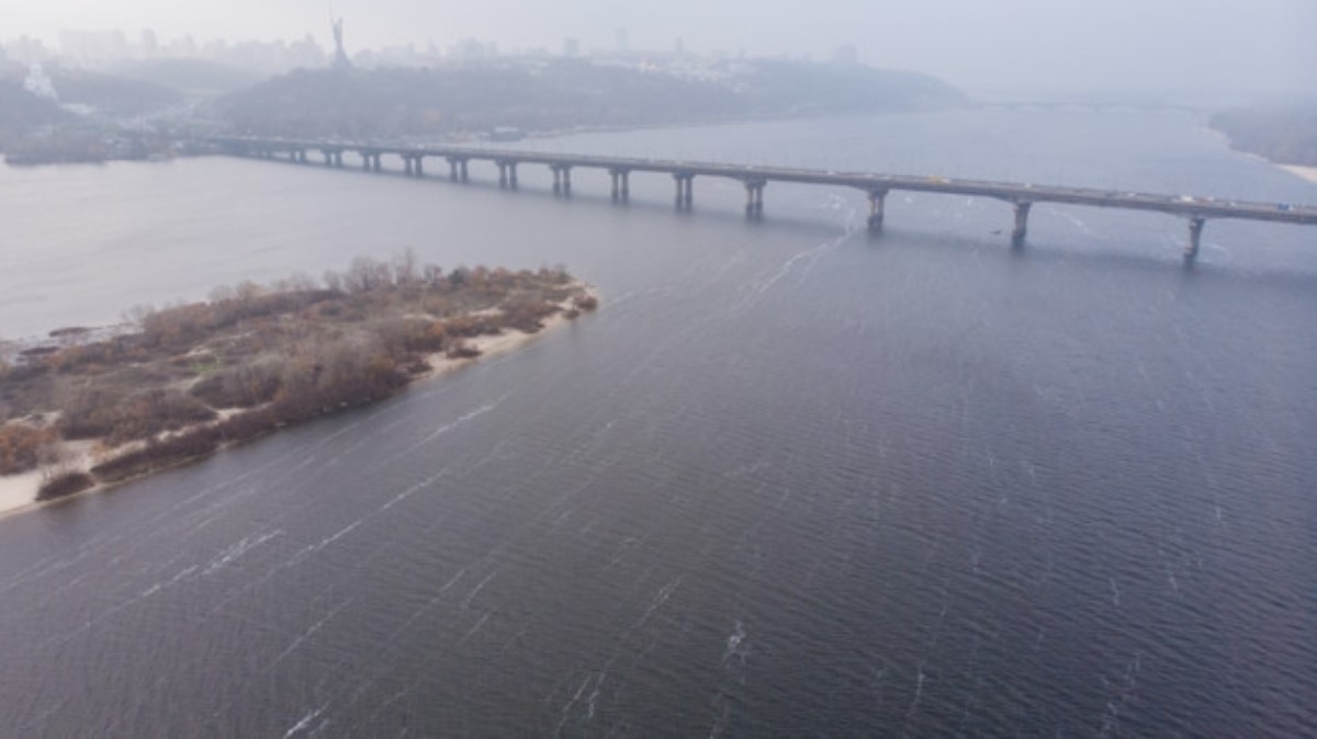 Мост Патона в Киеве разрушается: как будут спасать сооружение