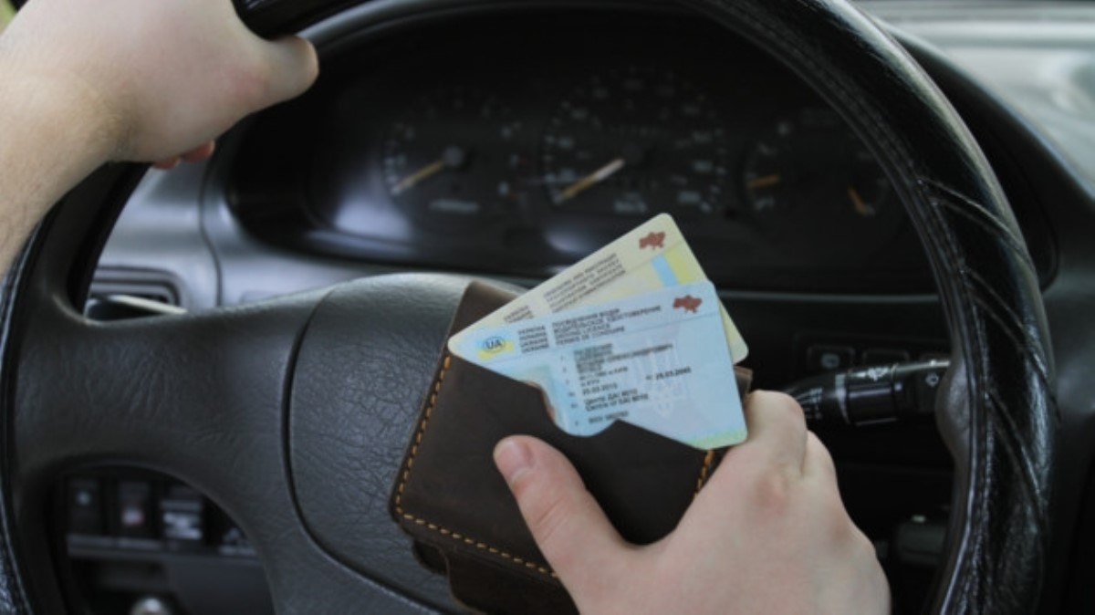Электронные водительские права: что это и как будет работать