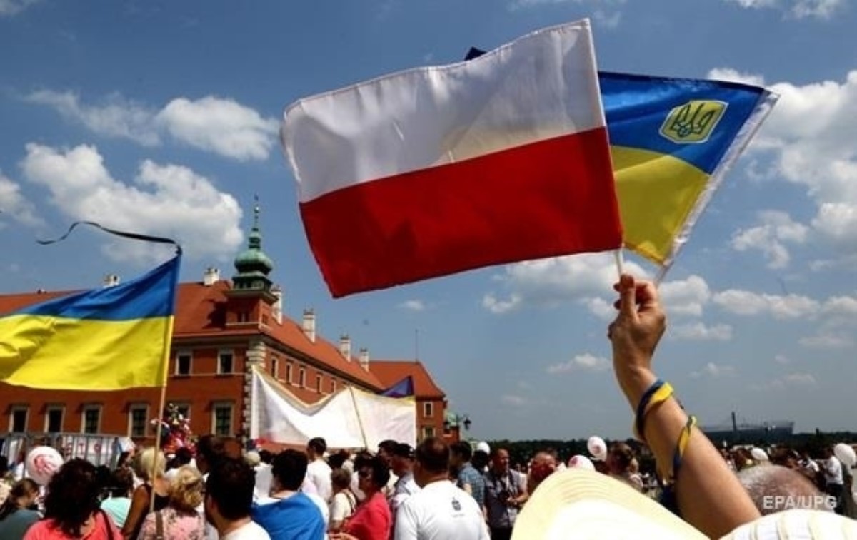 В правительстве назвали сроки "зарплат как в Польше"