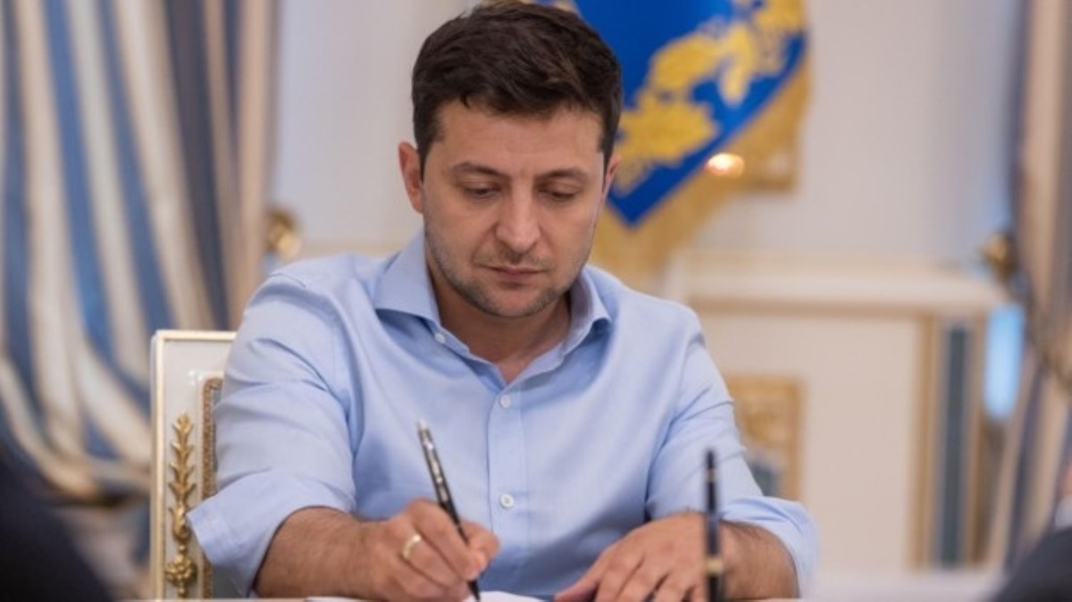 Зеленский подал в Раду законопроект об украинском гражданстве