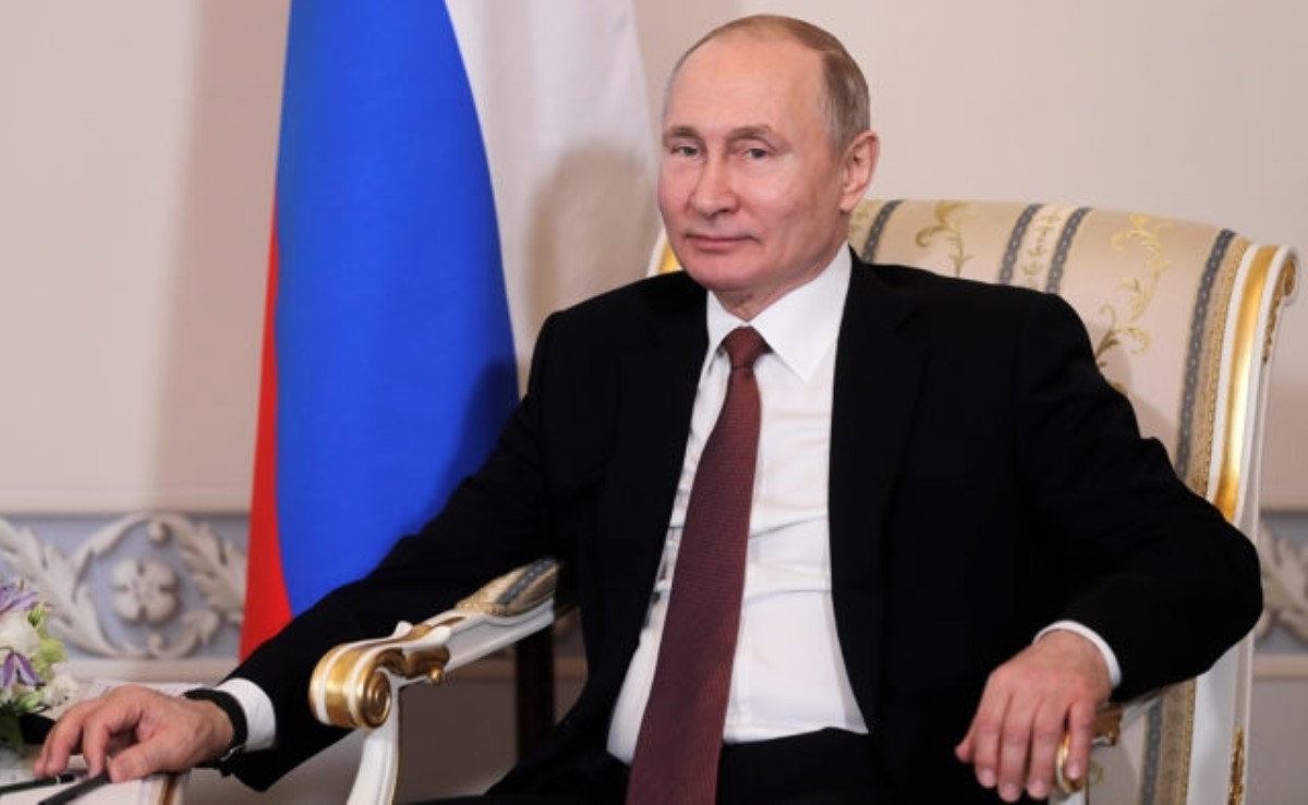 Путин заставит платить налоги всех самозанятых россиян