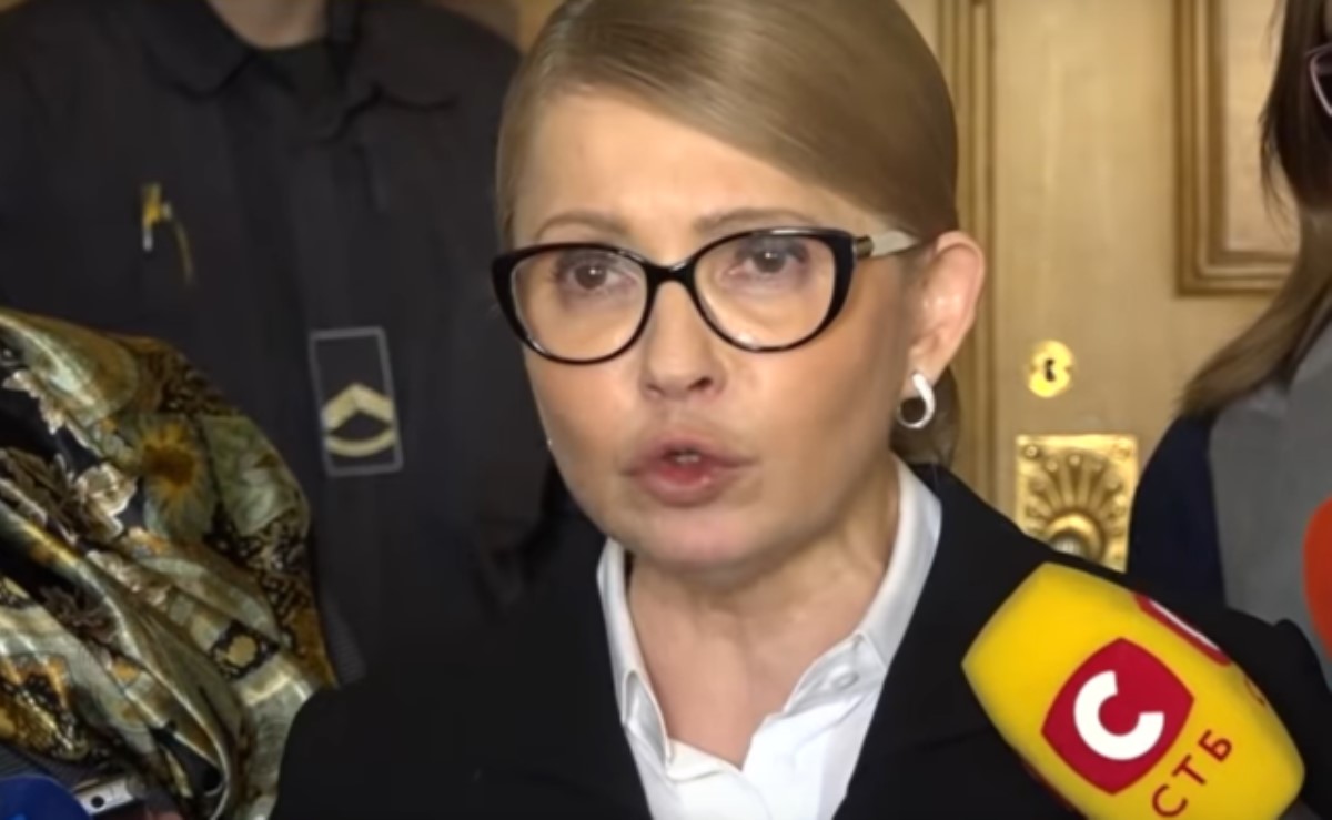 Тимошенко вновь призвала украинцев выходить на протест