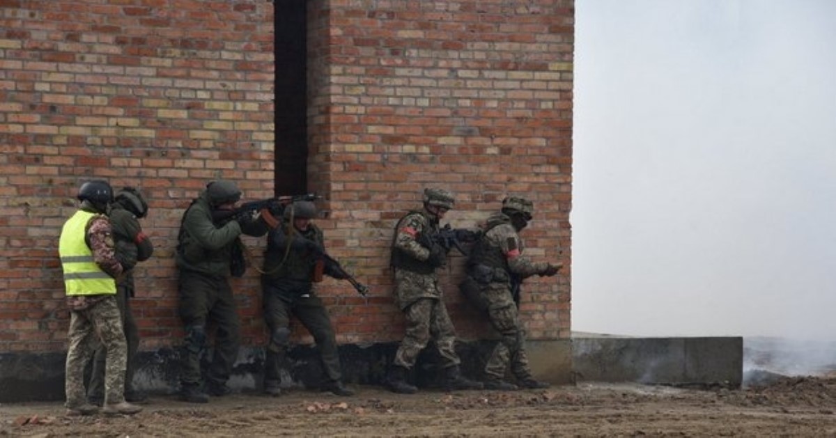 Украинскую армию обучат вести бои в городах