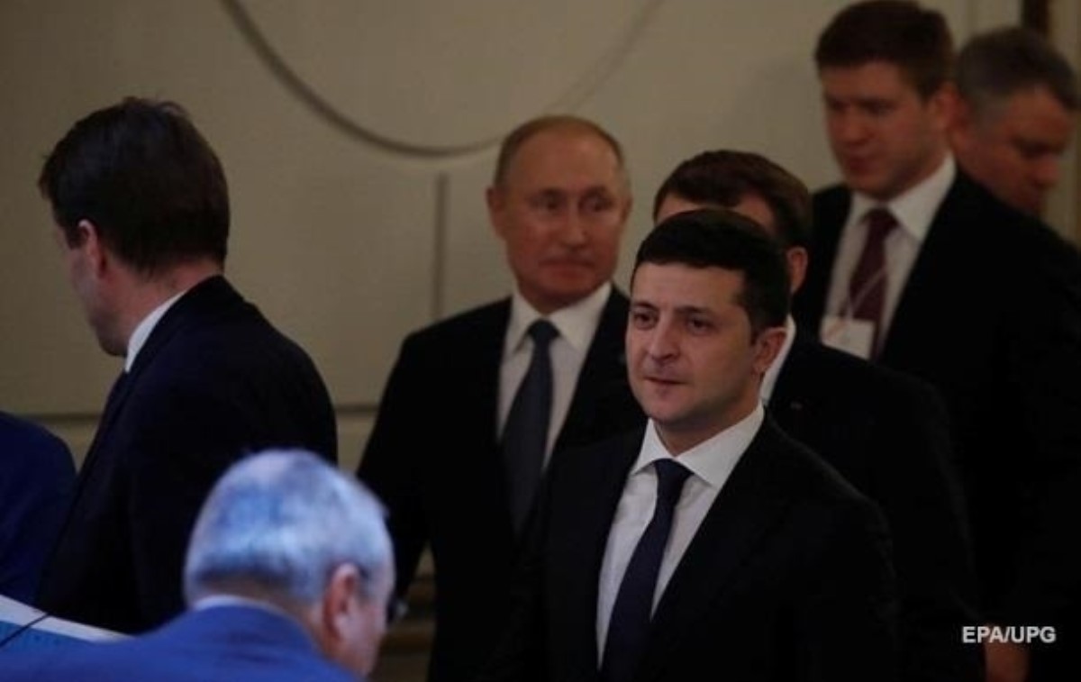 Рейтинг Зеленского стал расти после саммита в Париже