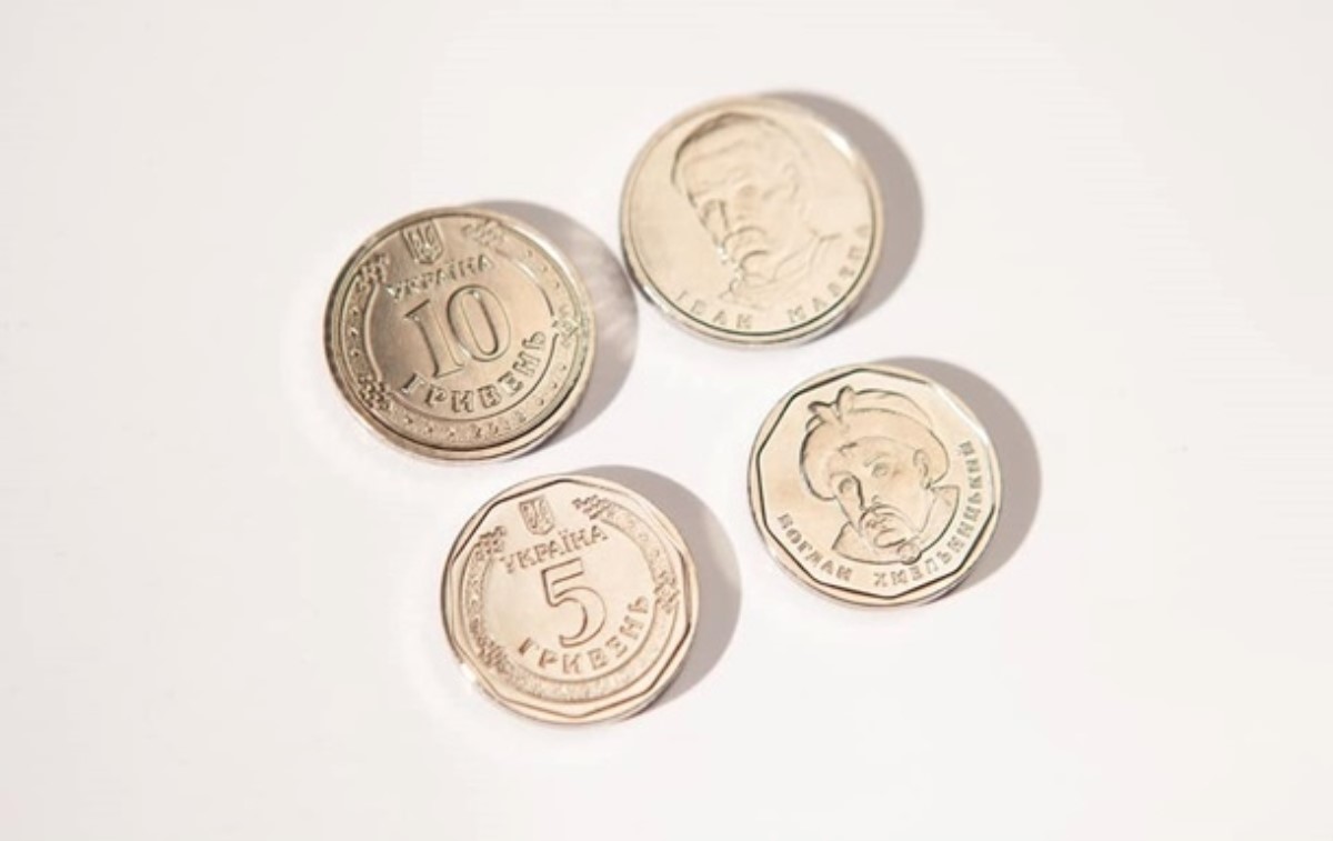В Украине в обращении появились новые монеты