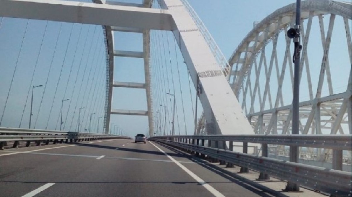 Россия заявила о завершении строительства Крымского моста
