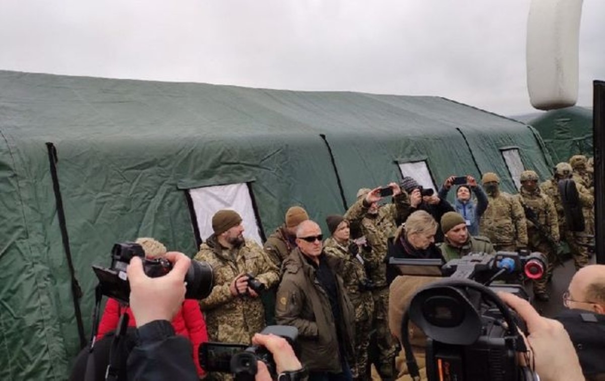 Тимошенко и Порошенко прокомментировали обмен пленными