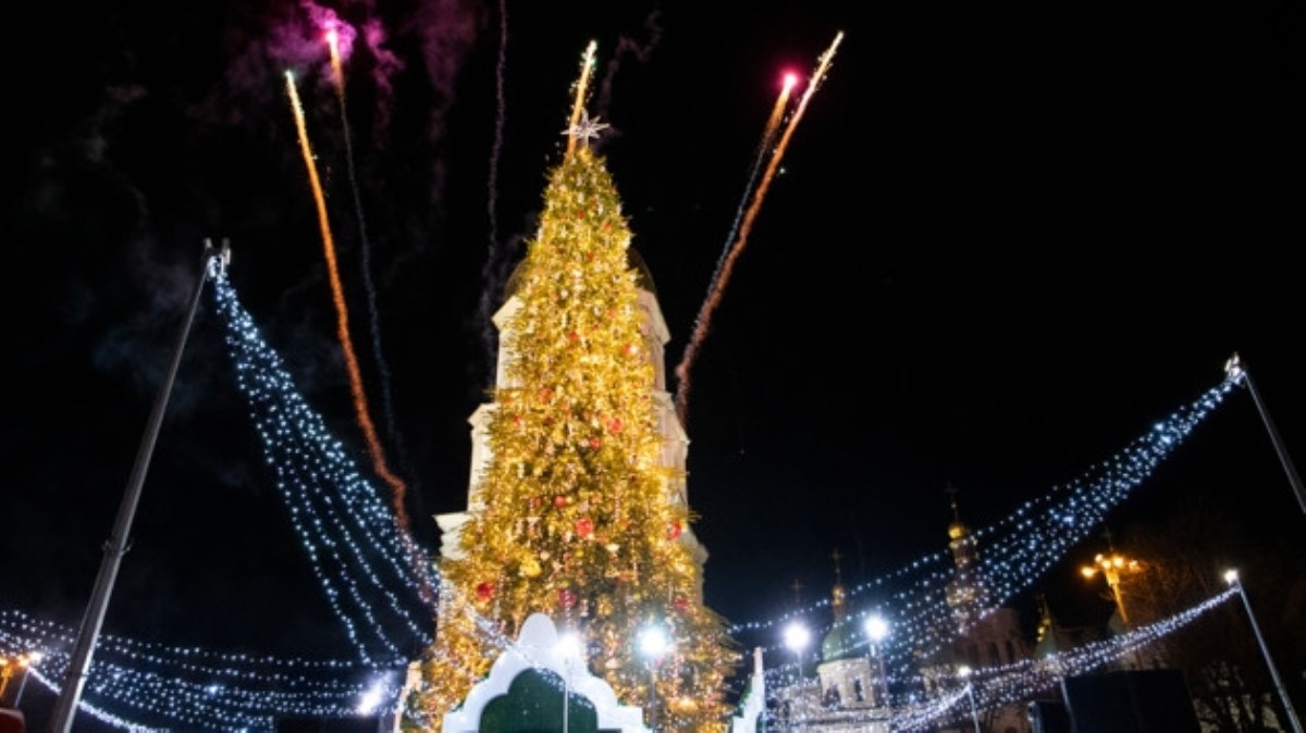 Главная елка Украины вошла в пятерку самых красивых в Европе