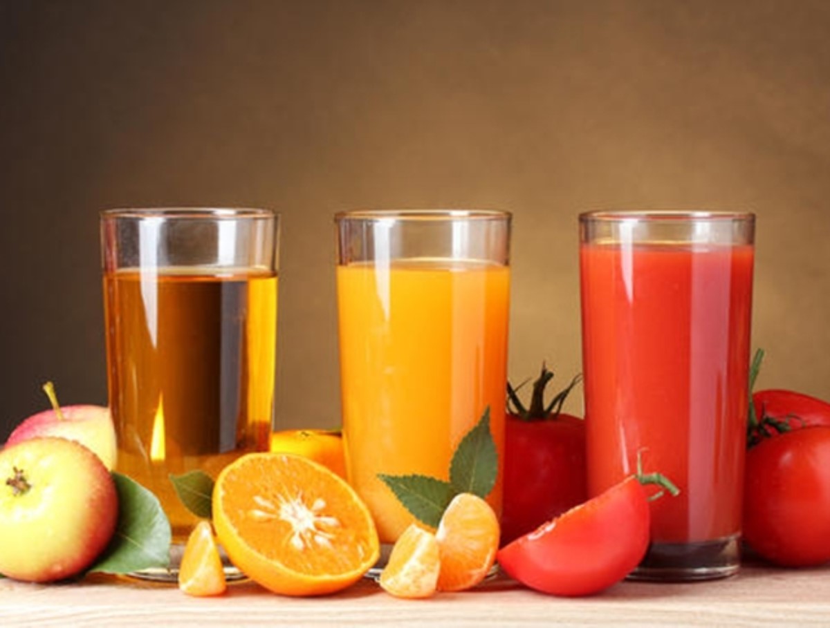 Эти 5 напитков помогут желудку справиться с обильным застольем