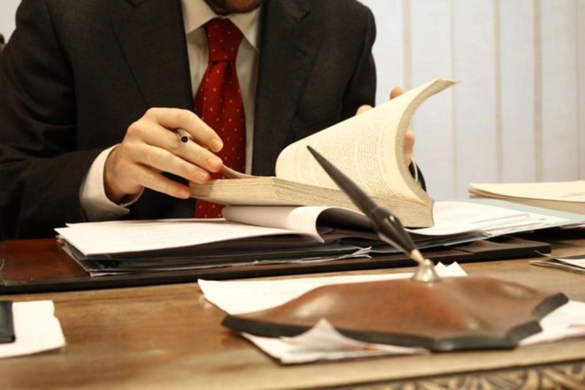 Украинцам без юридического образования разрешат работать адвокатами