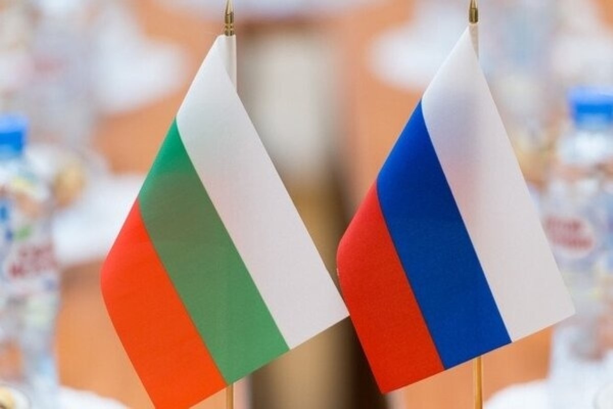 Болгария высылает дипломатов РФ: подробности шпионского скандала