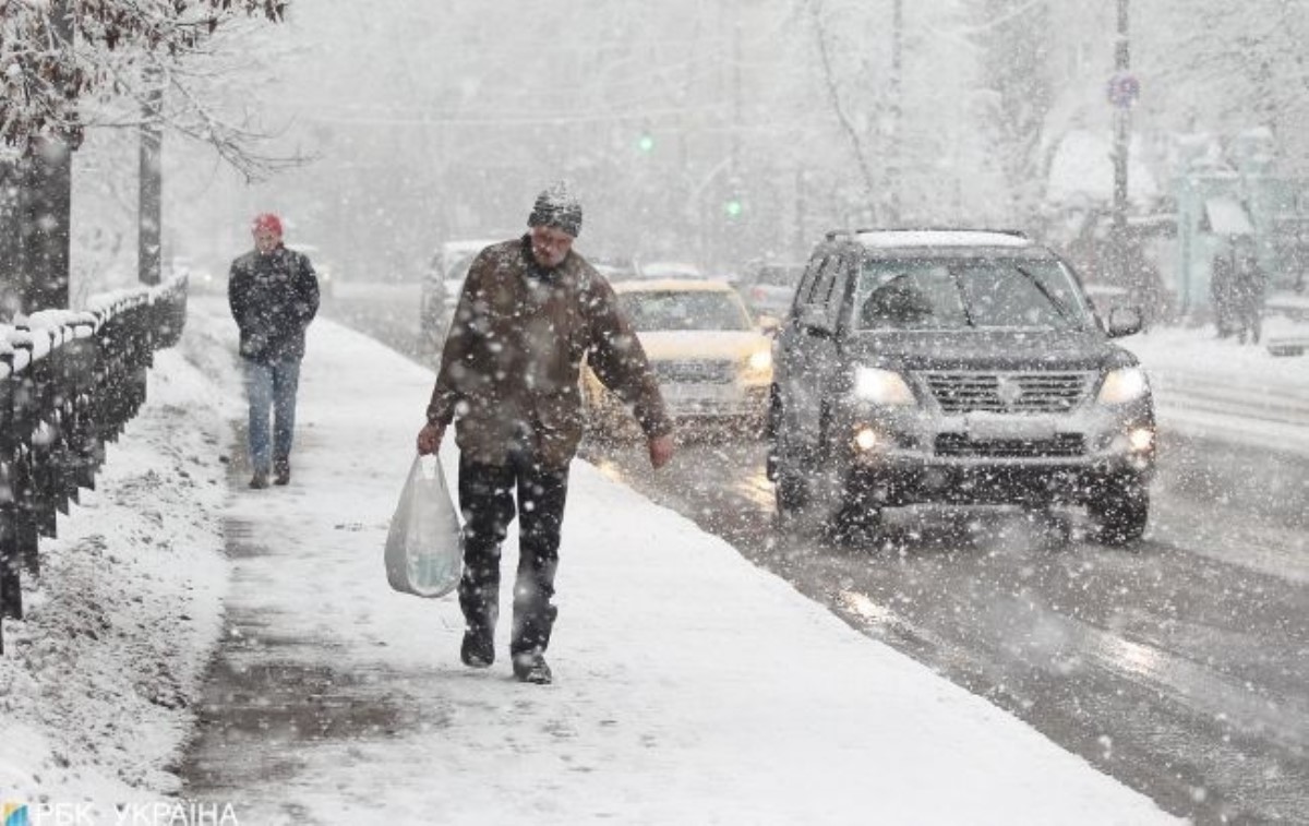Сильный снег в Украине: где ждать непогоды 6 февраля