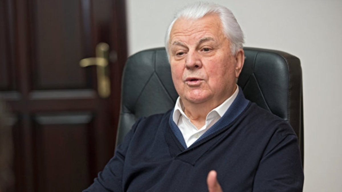Кравчук поддержал продажу воды в Крым
