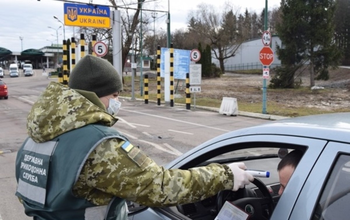 Минздрав изменил алгоритм действий на границе для предотвращения коронавируса