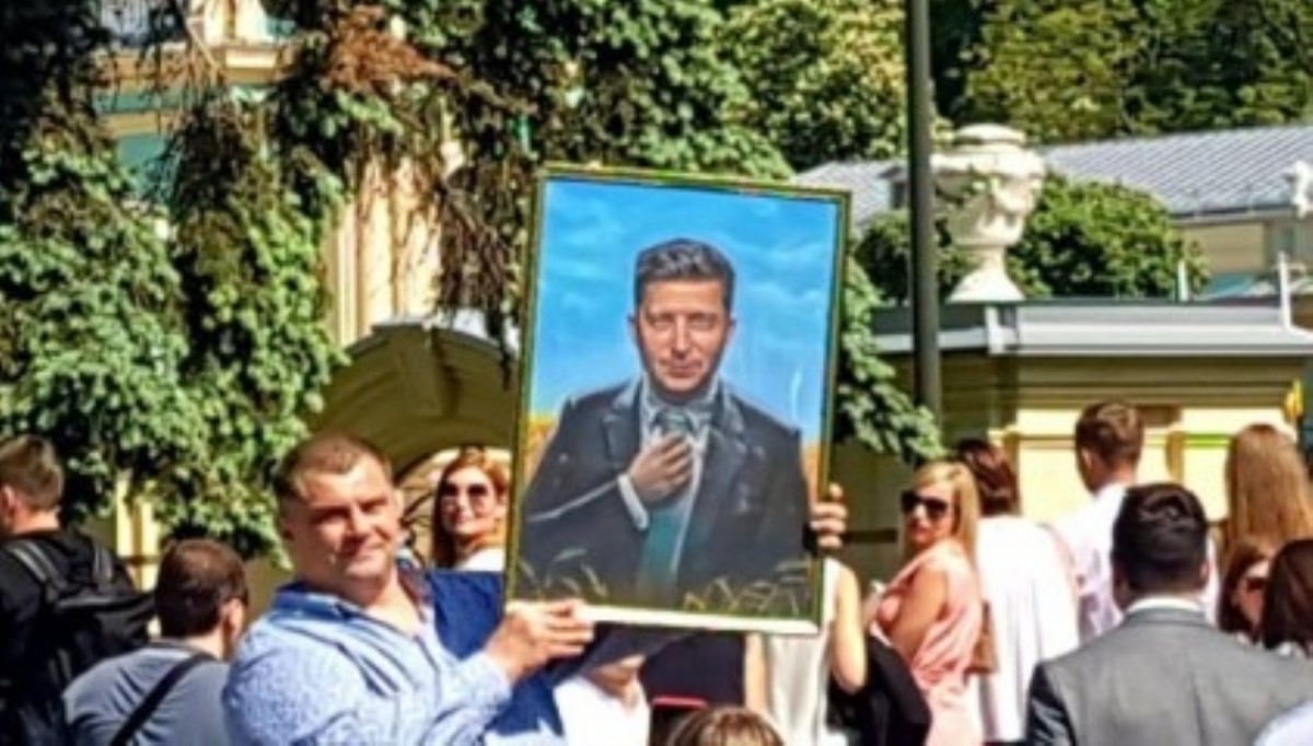 Зеленский стал "святым покровителем" СТО в Одессе