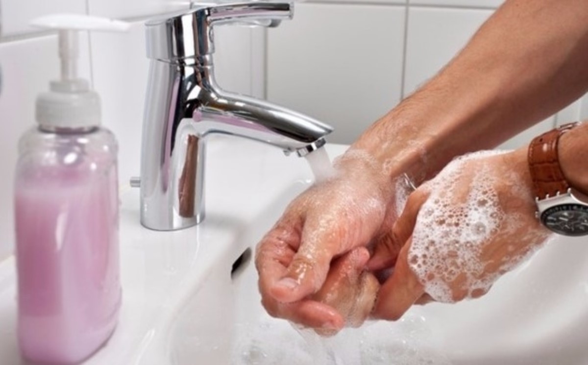 Мытье рук при пандемии коронавируса: пять правил
