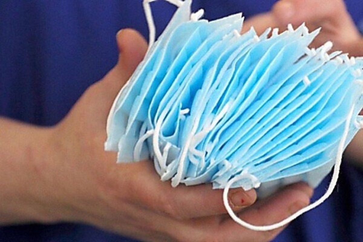 В Раде предложили сажать за заоблачные цены на маски