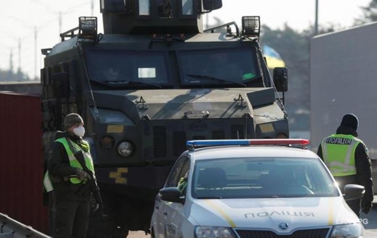 На Тернопольщине правоохранители заблокировали населенные пункты из-за коронавируса