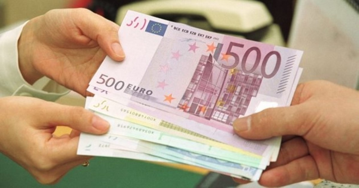 Доллар и евро объявили перерыв: данные от НБУ