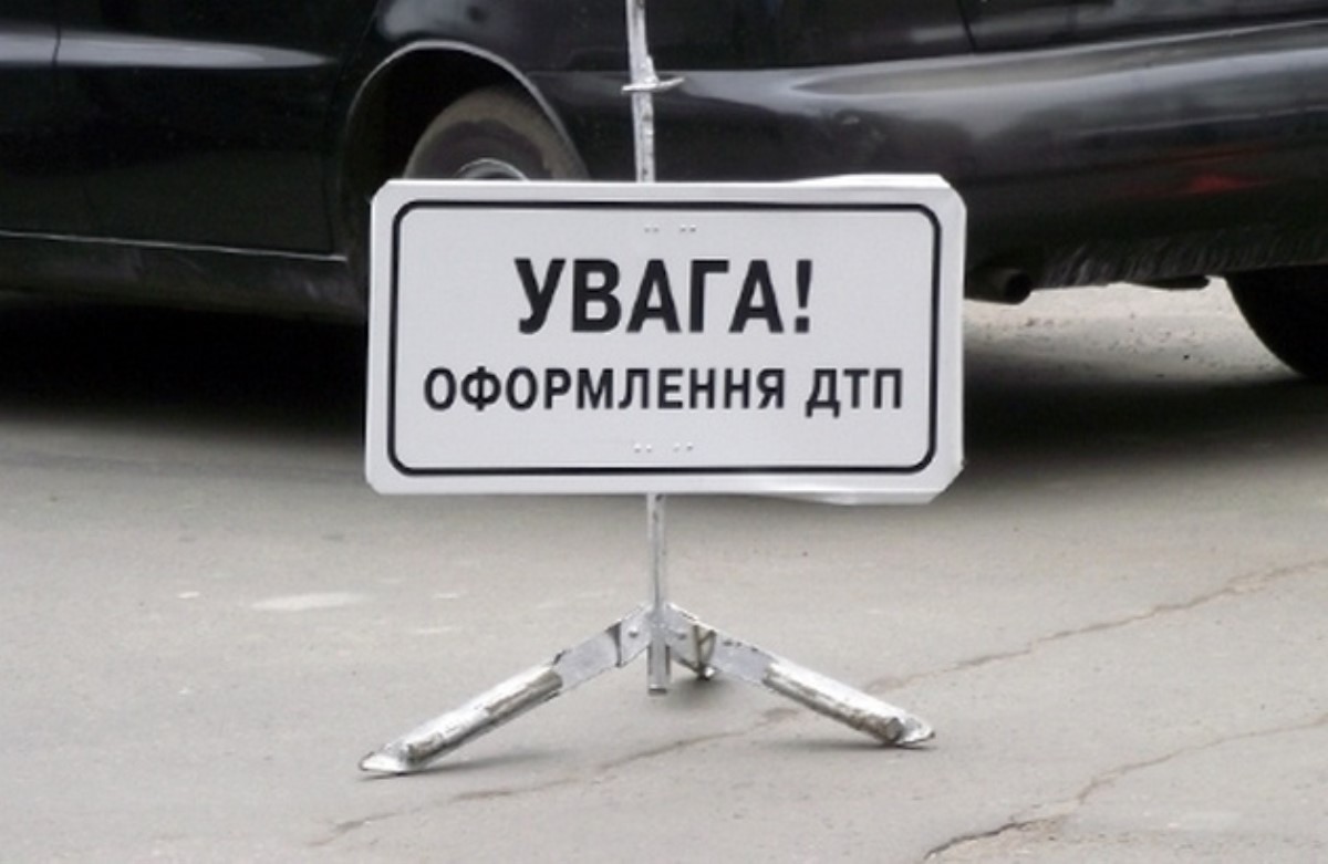 Без шансов: такси в Киеве попало в жуткое ДТП