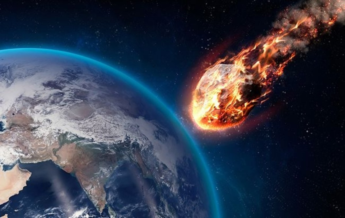 К Земле мчится астероид размером с планету