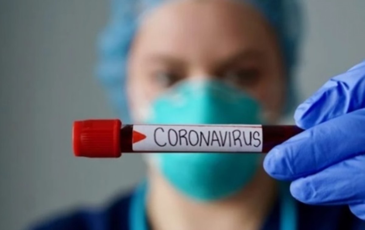 В Киеве всех больных пневмонией будут проверять на коронавирус