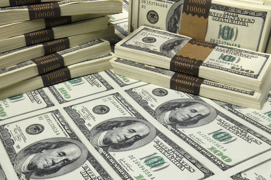 НБУ заявил о нехватке долларов в Украине