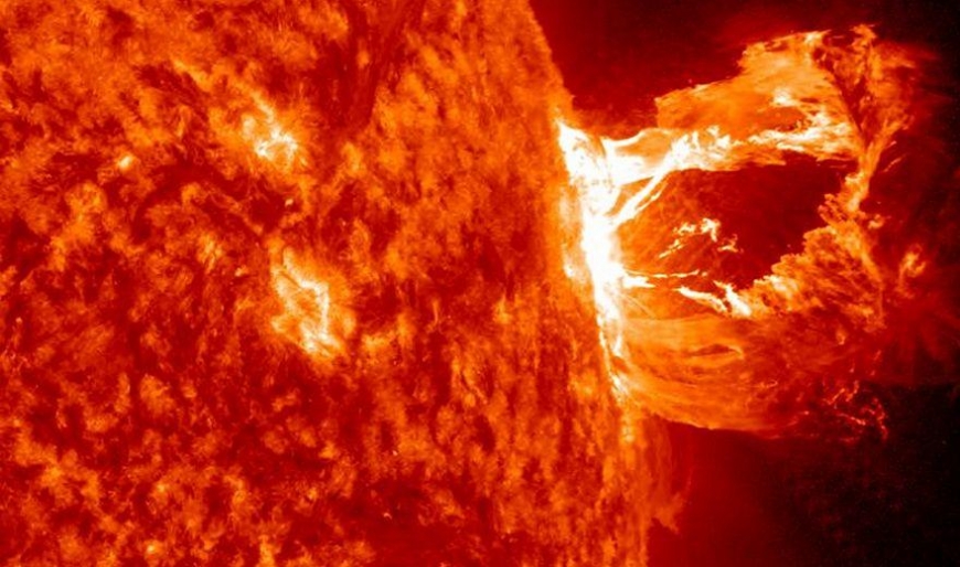 Взрыв за Солнцем: ученые выдвигают невероятные гипотезы