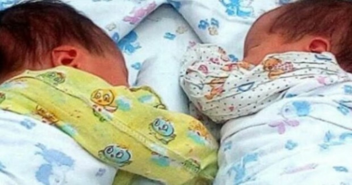 В Житомире женщина родила двойню, домой взяла только одного ребенка
