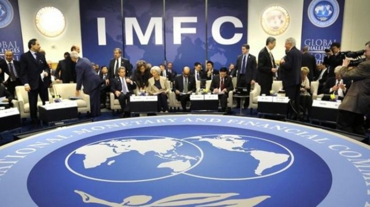 МВФ простил долги 25 странам мира, но не Украине