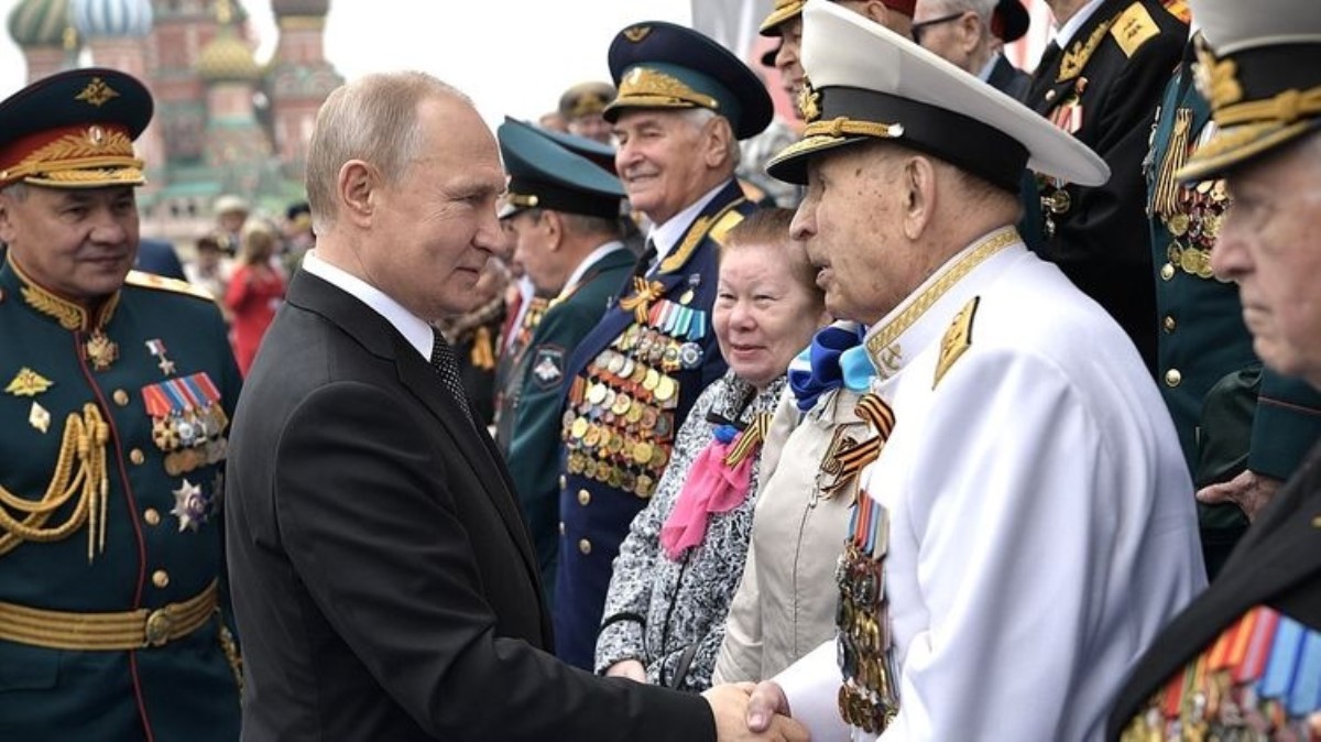 9 мая: парад Победы в Москве могут перенести