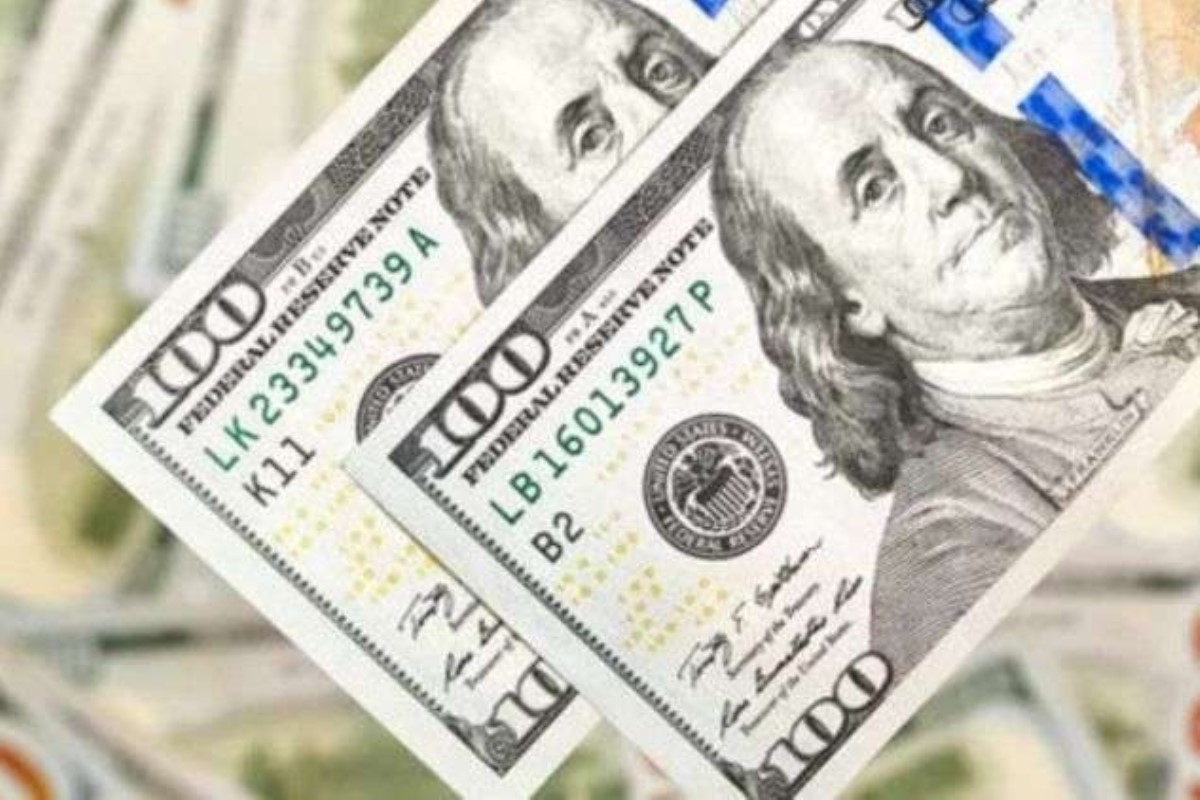 Доллар в Украине упал в цене